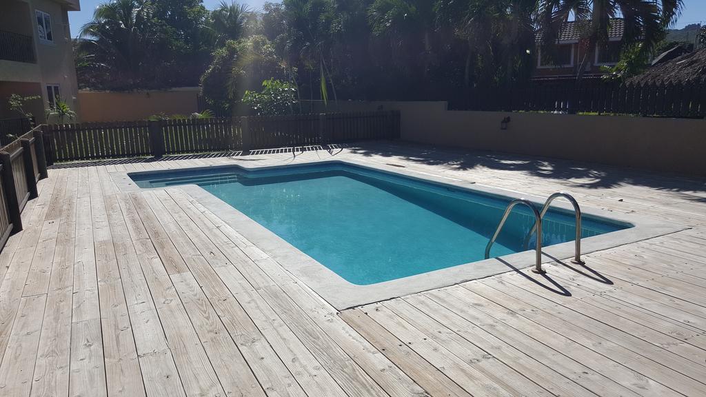 Apt 12, Executive Suites Ja - Palms Enfield Exterior photo
